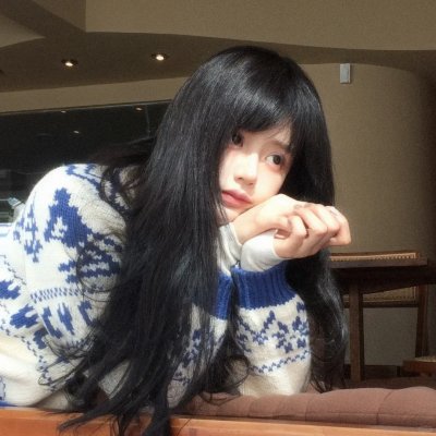 会长的贴身校花封面