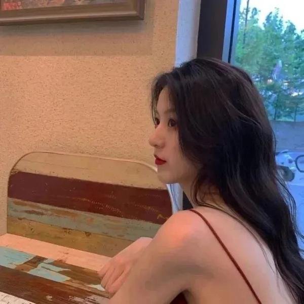 爱，婚礼，重演封面